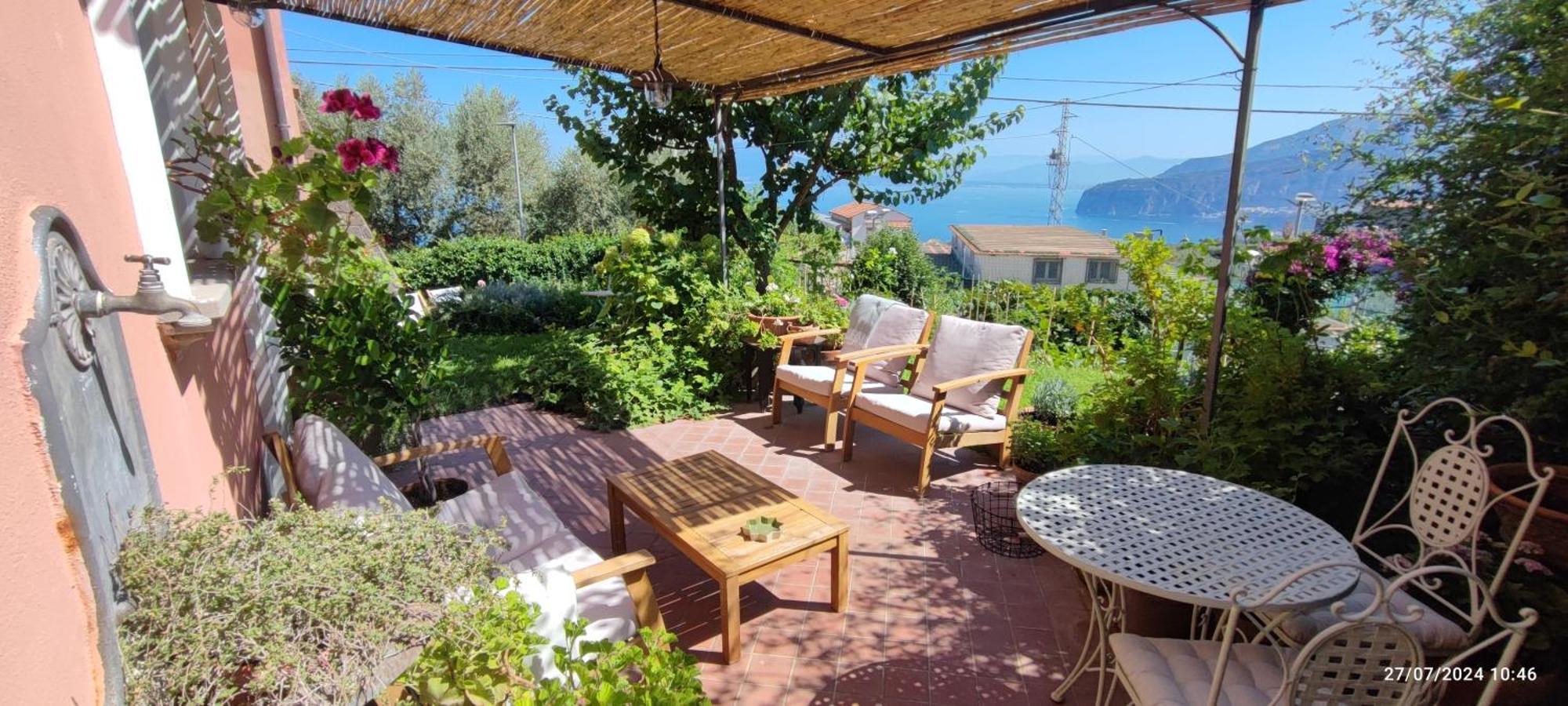 Lally'S Garden Bed and Breakfast Sorrento Esterno foto